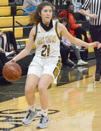 Snyder junior Brianna Richburg and the Lady Tiger basketball team fell to Levelland, 65-34 on Friday.