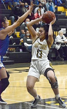 Snyder senior Melanie Martinez looked for space. The Lady Tigers improved to 3-2 in District 3-4A play with the win.
