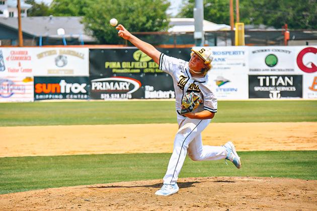 TSN Photo/ Jose Jimenez Ty Davis pitched during the second game against the Graham Steers Saturday.