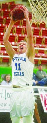 Western Texas College’s Zac Saddler scores during Tuesday’s 81-78 win over Clarendon College.