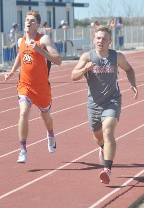 Ira’s Ben Fonville (left) and Hermleigh’s Colton Messick will be among the 34 Scurry County athletes competing at Monday’s Class 1A area meet in Hamlin.