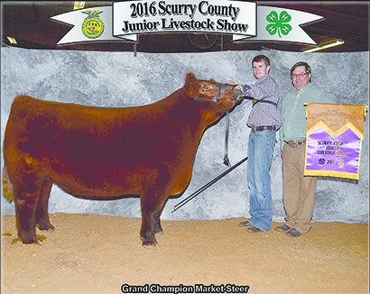 Scurry County 4-H member Rand Martin showed the grand champion steer at the 2016 Scurry County Junior Livestock Association show. Also pictured is judge Chad Coburn.