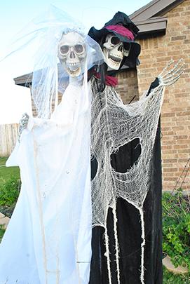 The Sosa family displayed a skeleton bride and groom